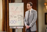 The Big Bang Theory – Für sein neues Projekt benötigt Sheldon (Jim Parsons) eine ganze Menge Geld, doch als die Universität ihm dieses nicht geben will, sucht er nach anderen Geldquellen ...