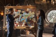 Charmed – L-R: Harry Greenwood (Rupert Evans) und Macy Vaughn (Madeleine Mantock)
