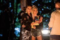 After Passion – L-R: Steph (Khadijha Red Thunder) und Tristan (Pia Mia)