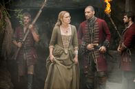 Black Sails – Eleanor (Hannah New, vorne l.)