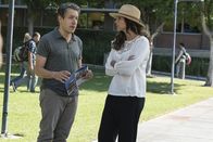 Speechless – Jimmy DiMeo (John Ross Bowie, r.); Maya DiMeo (Minnie Driver, l.)