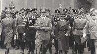 Countdown zum Zweiten Weltkrieg – 1939: Hitler mit Himmler und Goebbels am 1. Mai in Berlin.