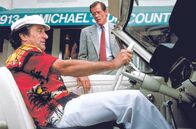 Kap der Angst – Max Cady (Robert De Niro, vorne) dringt in die bürgerliche Idylle seines ehemaligen Pflichtverteidigers Sam Bowden (Nick Nolte, hinten) ein. Von seiner moralischen Überlegenheit überzeugt, versucht dieser, sich zu wehren.