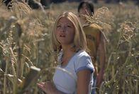 Jeepers Creepers 2 – Minxie Hayes (Nicki Aycox) hatte mit ihren High-School-Freunden eine Buspanne als sich der Creeper ihnen in den Weg stellt.