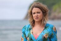 Death in Paradise – moderatorin der Urlaubssendung "Hot Spots".
