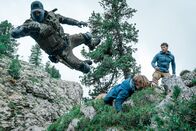 Wild Republic – Béla Gabor Lenz (Justin), Aaron Altaras (Can).