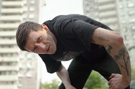 Tracks East – Plattenbauten und Knast-Tattoos: Der Moskauer Fotograf Gosha Bergal spielt gern mit Klischees.