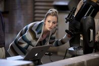 The Big Bang Theory – Macht eine astronomische Entdeckung: Penny (Kaley Cuoco) ...