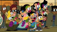 Die Casagrandes – L-R: Grandpa Hector, Grandma Rosa, Maria, CJ, Carlota, Carl, Carlitos, Bobby