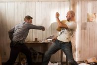 Interrogation - Deine Zeit läuft ab – Lucas Nolan (Adam Copeland, l.)