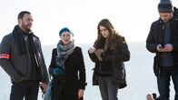 Candice Renoir – L-R: Antoine Dumas (Raphaël Lenglet), Candice Renoir (Cécile Bois), Chrystelle Da Silva (Gaya Verneuil), Mehdi Badhou (Ali Marhyar)