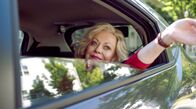 Stage Mother – Maybelline Metcalf (Jacki Weaver)