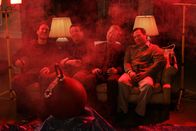 How I Met Your Mother – In Atlantic City erwartet die Freunde eine heiße Überraschung: Ted (Josh Radnor, l.), Marshall (Jason Segel, 2.v.l.), Barney (Neil Patrick Harris, 2.v.r.) und Stuart (Matt Boren, r.) ...