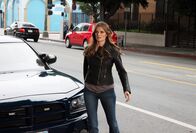 Castle – Kate Beckett (Stana Katic) hat einen neuen Job in Washington angeboten bekommen. Wird sie diesen annehmen?