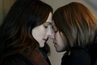 Ungehorsam – Eine alte Liebe flammt neu auf: Rachel Weisz als Ronit Krushka, Rachel McAdams als Esti Kuperman