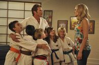 How I Met Your Mother – Als Ted eines Tages den Film "The Wedding Bride" im Kino sieht, bemerkt er, dass es dabei um ihn geht: Tony (Jason Lewis, l.) und Stella (Malin Akerman, r.) ...