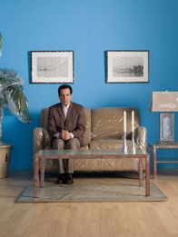Monk – Monk (Tony Shalhoub) ist der wohl schrulligste Detektiv der TV-Krimigeschichte. Dieser Mann hat vor allem Angst: Vor Menschenmassen, vor Edelsteinen, vor Höhe, vor Dunkelheit und Dreck, vor Bakterien und sogar - vor Milch! Doch mit Hilfe der Krankenschwester Natalie versucht sich Monk als freischaffender Detektiv - und das äußerst Erfolgreich!