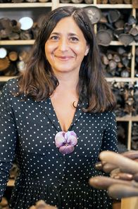 GEO Reportage – Die Blumenkünstlerin Séverina Lartigue arbeitet für die Giganten der Modebranche.