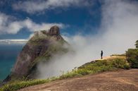 Brasilien - Blickpunkt Rio – Der in Rio geborene Fotograf, Regisseur und Journalist Rafael Duarte stellt fünf Personen vor, die eine sehr enge Beziehung zu dieser ganz besonderen Natur pflegen – unter anderem einen Ultramarathonläufer.
