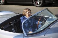 Navy CIS: L.A. – Nell trifft sich mit einem Gefängnisinsassen, der wichtige Informationen bezüglich dem Maulwurf haben könnte, diese aber nicht preisgeben will. Doch was wird Hetty (Linda Hunt) dazu sagen?