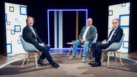 Südostschweiz Standpunkte – Moderator Pesche Lebrument, Andrea Masüger, Präsident Verlegerverband Schweizer Medien und Joachim Braun, Co-Chefredaktor «Südostschweiz» Copyright: SRF/Somedia Press AG