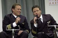bullyparade – Die Piloten Christian Tramitz (l.) und Michael "Bully" Herbig (r.) im Gespräch.
