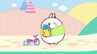 Molang – Damit der kleine Piu Piu bei der Fahrradtour mithalten kann, denkt sich Molang etwas Besonderes aus.