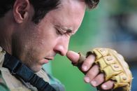Hawaii Five-0 – Will ein Verbrechen einlösen: Steve (Alex O'Loughlin) ...