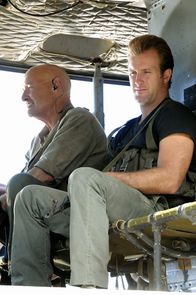 Hawaii Five-0 – Nachdem Steve mit Jenna nach Nordkorea gereist ist, um ihren Verlobten mit Hilfe von Lösegeld aus der Hand von Rebellen zu befreien, macht das Team eine beunruhigende Entdeckung. Doch können Danny (Scott Caan, r.) und White (Terry O'Quinn, l.) Steve noch rechtzeitig retten?; Nachdem Steve mit Jenna nach Nordkorea gereist ist, um ihren Verlobten mit Hilfe von Lösegeld aus der Hand von Rebellen zu befreien, macht das Team eine beunruhigende Entdeckung. Doch können Danny (Scott Caan, r.) und White (Terry O'Quinn, l.) Steve noch rechtzeitig retten?