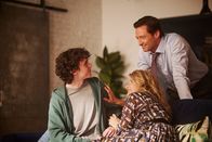The Son – L-R: Nicholas (Zen McGrath), Kate (Laura Dern), Peter (Hugh Jackman)