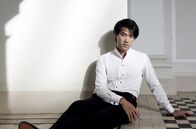 Bruce Liu - Klavier-Festival Ruhr 2024 – Der chinesisch-kanadische Pianist Bruce Liu reiht sich in die Liga der großen Namen wie Krystian Zimerman, Martha Argerich oder Daniil Trifonow ein.