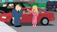 American Dad! – Stan (l.); Francine (r.)