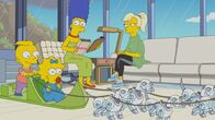 Die Simpsons – "Die Simpsons", "Maggies erste Liebe." Maggie trifft auf einem Spielplatz den kleinen Hudson. Die zwei sind sogleich ganz vernarrt ineinander. Doch weil Marge Hudsons Mutter partout nicht ausstehen kann, scheinen alsbald auch die Kinder getrennte Wege gehen zu müssen. Unterdessen soll Homer dafür sorgen, dass sein Chef günstig an ein Heliumvorkommen herankommt. Weil ihm der Bestitzer der Quelle sympathisch ist, plagen Homer aber zunehmend Gewissensbisse.