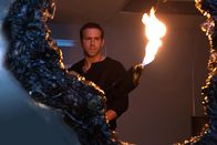 Self/less - Der Fremde in mir – Damian alias Edward (Ryan Reynolds) tötet den Schöpfer seines neuen Lebens, um ein weiteres Mal neu anzufangen.