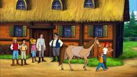 Bibi und Tina – Der Mühlenhofbauer (3.v.r.) ist froh, denn Bibi (3.v.l.), Tina (r.) und Alex (2.v.l.) haben das vierte Paint Horse gefunden.