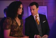 Charmed – Macy Vaughn (Madeleine Mantock, l.); Harry Greenwood (Rupert Evans, r.)