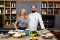 Silvia kocht – Silvia Schneider, Lukas Nagl („Karottensalat Preiselbeermarmelade, Cashew-Miso, Koriander und Limette“ und „Filetspieß vom Bio Lamm mit Karottengrün Salsa, Salzzitrone und jungen Karotten“).