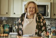 Baskets – Mrs. Baskets (Louie Anderson)