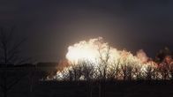 Mayday - Alarm im Cockpit – Korean Airlines Flug 8509, ein Frachtflugzeug mit vier Mann Besatzung, ging kurz nach dem Start vom Londoner Flughafen Stansted in Flammen auf. (Bildnachweis: