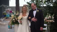 The Goldbergs – Dolores (Jessica St. Clair, l.); Bill Lewis (David Koechner, r.)