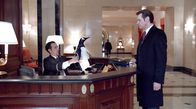 Mr. Poppers Pinguine – Arbeit ist alles für Tom Popper (Jim Carrey, r.). Dafür hat der von Ehrgeiz getriebene Geschäftsmann viel geopfert, lebt getrennt von seiner Frau Amanda und den beiden gemeinsamen Kindern. Die wichtigen Dinge im Leben erkennt Mr. Popper nicht - bis er eine äußerst ungewöhnliche Erbschaft macht ...