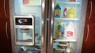 Die Aquarium-Profis – The refrigerator tank.