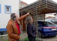 Akte Betrug – Herr und Frau T. zeigen ihr Carport, das von Handwerks-Betrügern repariert wurde – unprofessionell und um sehr viel Geld