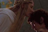 Der Herr der Ringe - Die Gefährten – L-R: Galadriel (Cate Blanchett) und Frodo (Elijah Wood)