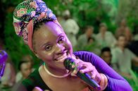 Sansibar - Legende und Lebenslust – Die Sängerin Siti Amina will die traditionelle Taarab-Musik neu interpretieren und einem breiteren Publikum näherbringen.