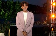Comedy vom Rhein Spezial – In diesem Spezial wird es musikalisch: Matthias Ningel, Kabarettist und Musiker, singt neben wortwitzigen Stand-ups die schönsten und witzigsten Lieder aus seinem aktuellen Programm - in dieser ungewöhnlichsten Comedy-Outdoor- Show im Südwesten.