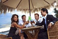 Hawaii Five-0 – (1. Staffel) - Im Kampf gegen das organisierte Verbrechen im Paradies: Steve McGarrett (Alex O'Loughlin, 2.v.l.), Danny Williams (Scott Caan, 2.v.r.), Chin Ho Kelly (Daniel Dae Kim, r.) und Kono Kalakaua (Grace Park, l.) ...