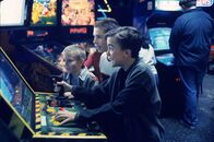 Malcolm mittendrin – L-R: Dewey (Erik Per Sullivan), Reese (Justin Berfield), Malcolm (Frankie Muniz)