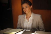 Castle – Der grausame Mord an der jungen Shauna Taylor ist ein Rätsel. Beckett (Stana Katic) und ihr Team können zunächst kein Motiv und keinen Täter ermitteln, bis der Stalker Simon Doyle auf der Bildfläche auftaucht ...
