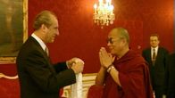 Baumeister der Republik – Thomas Klestil, Dalai Lama.